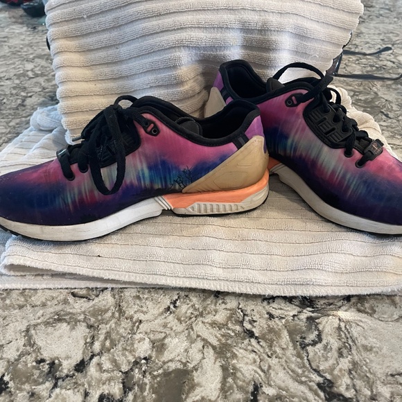 Adidas sneakers - Picture 4 of 6